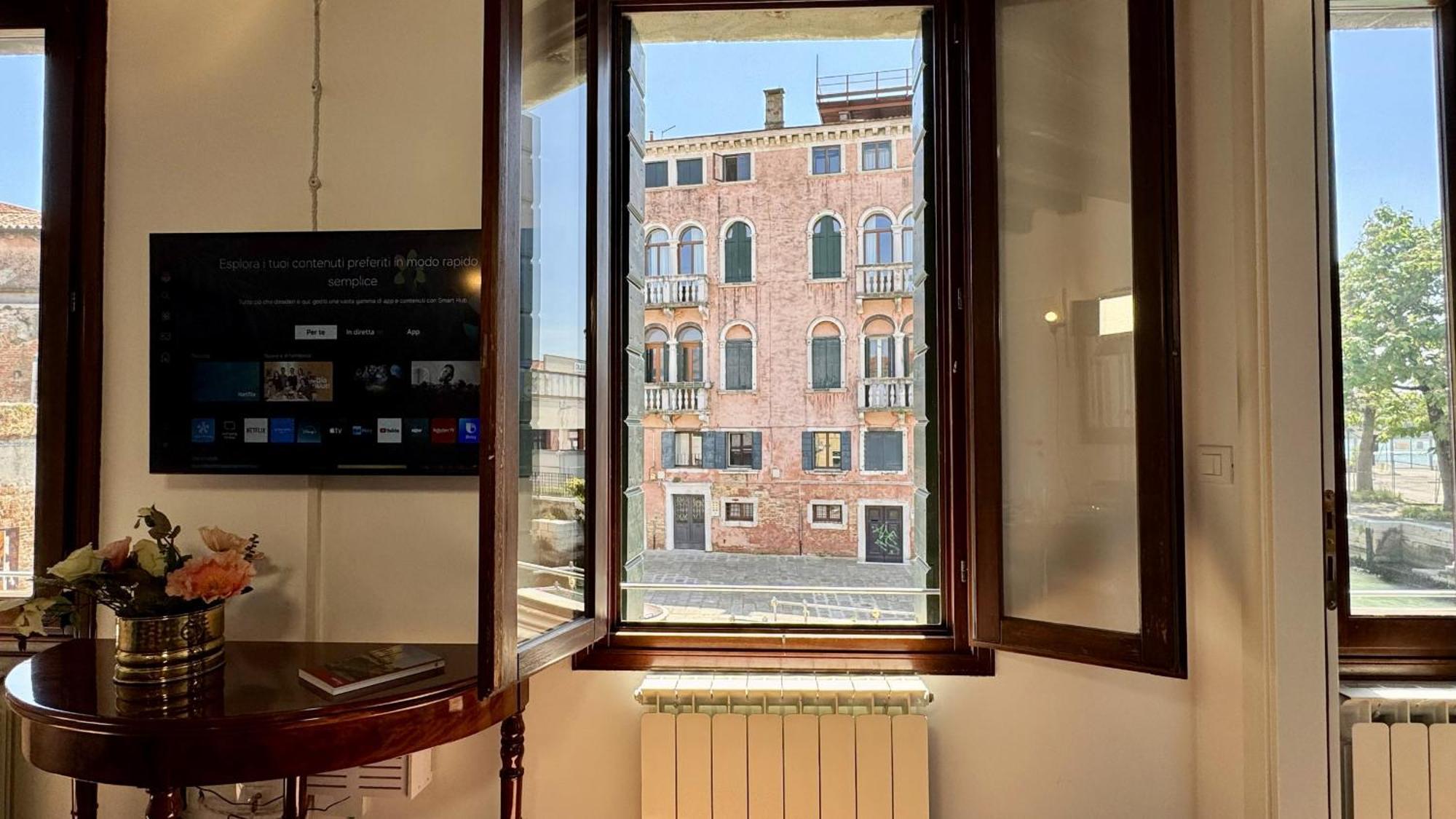 Apartment Ca' Angelica Canal View